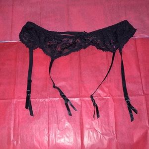 Garter belt